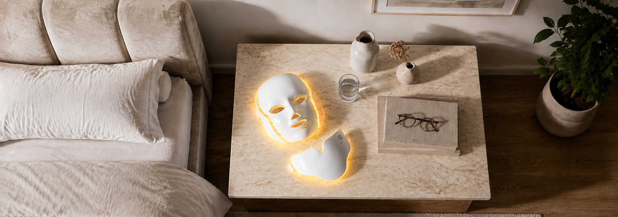 byTheia LED face and neck mask yellow light mode 590nm - reduces redness and rosacea, restores natural skin radiance